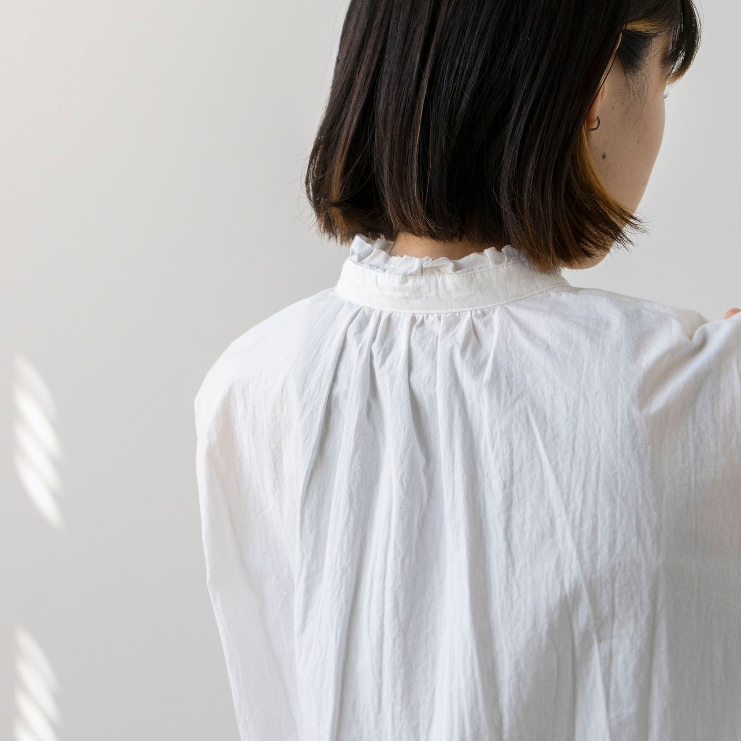 【Kit】Frill Shirt - Paper タイプライター -