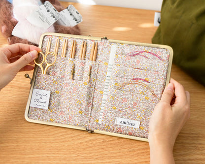 Knitter's needle case - Corduroy -