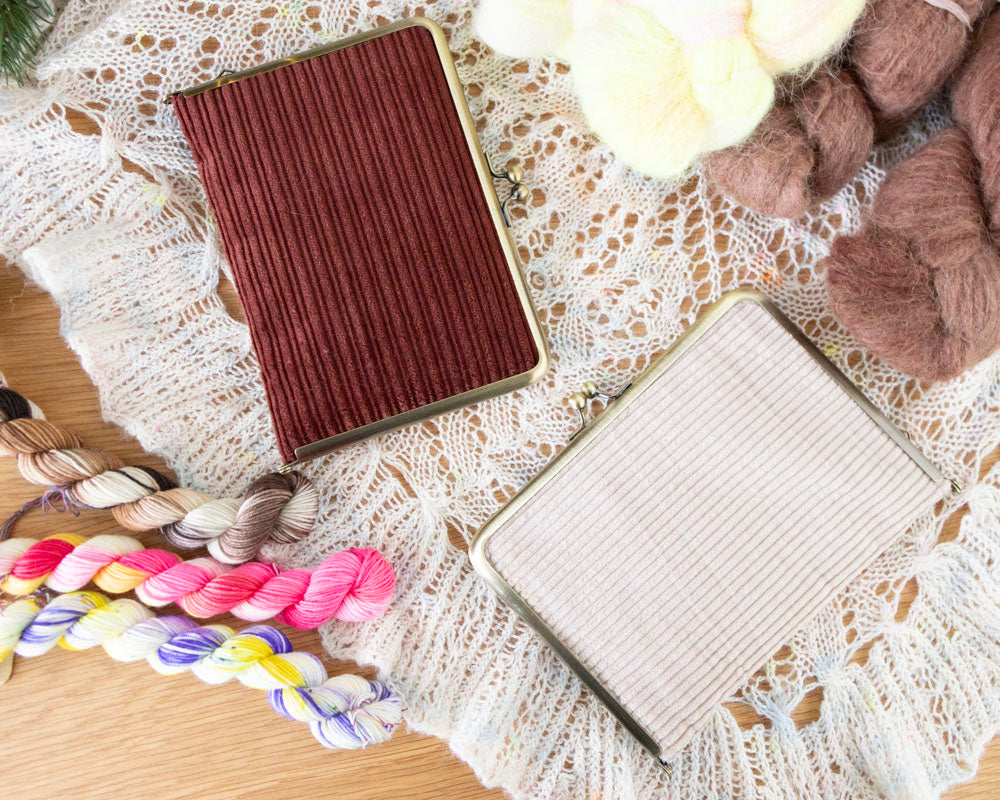 Knitter's needle case - Corduroy -