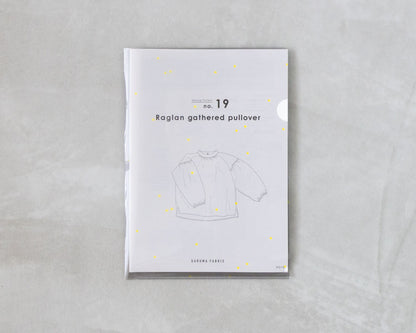 【Printed pattern】no.19 Raglan Gathered Pullover