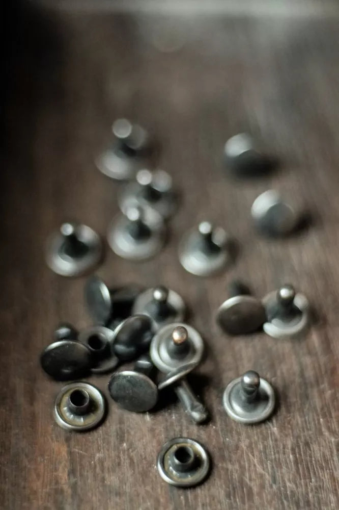 Double Cap Rivets